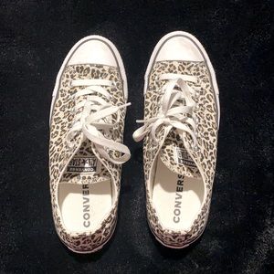 Leopard Converse